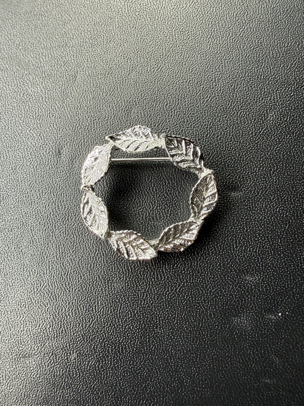 Gerry’s vintage silver leaf brooch